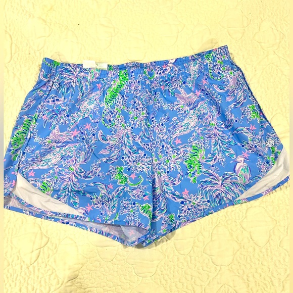 Lilly Pulitzer Pants - Lilly Pulitzer Ocean Trail Shorts